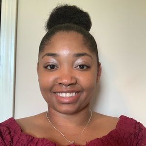 Meet your Posher, Shay